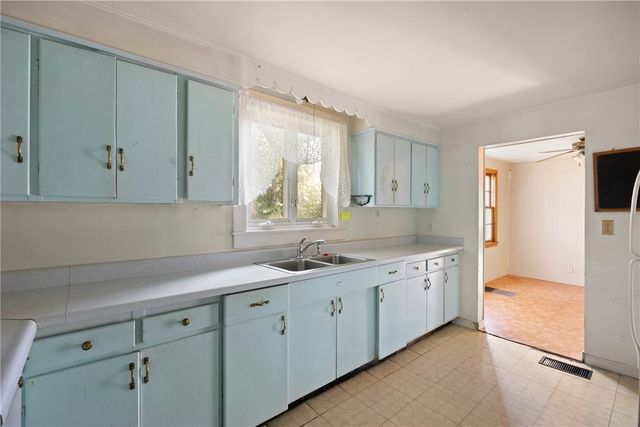 171 Canal Street, Lyons, NY 14489