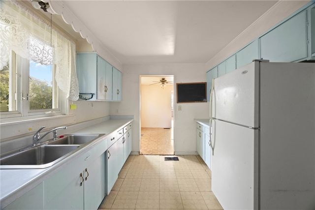 171 Canal Street, Lyons, NY 14489