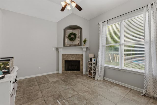 4982 GRACE VIEW LN, Bartlett, TN 38135