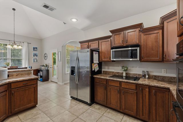 4982 GRACE VIEW LN, Bartlett, TN 38135