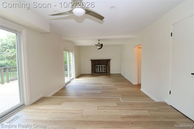 28545 Lake Park Drive, Farmington Hills, MI 48331