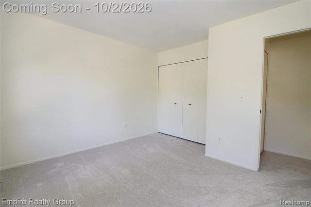 28545 Lake Park Drive, Farmington Hills, MI 48331