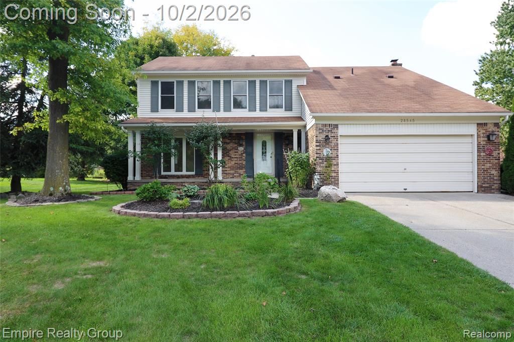 28545 Lake Park Drive, Farmington Hills, MI 48331