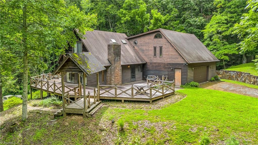 7288 Mertie Road, Millers Creek, NC 28651