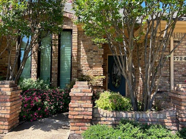 6724 River Bend Road, Fort Worth, TX 76132