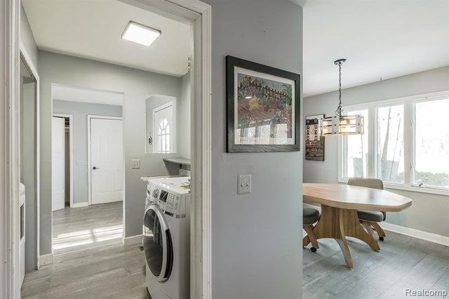 2475 S Ortonville Road, Ortonville, MI 48462