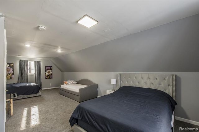 2475 S Ortonville Road, Ortonville, MI 48462