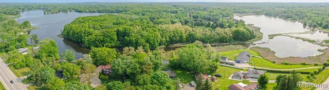 2475 S Ortonville Road, Ortonville, MI 48462