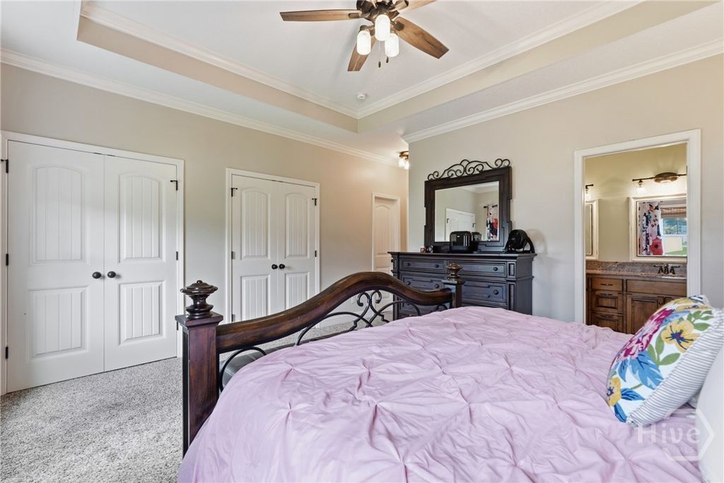 Image 17 of property listing at 6 Osgood Lane, Richmond Hill, GA 31324