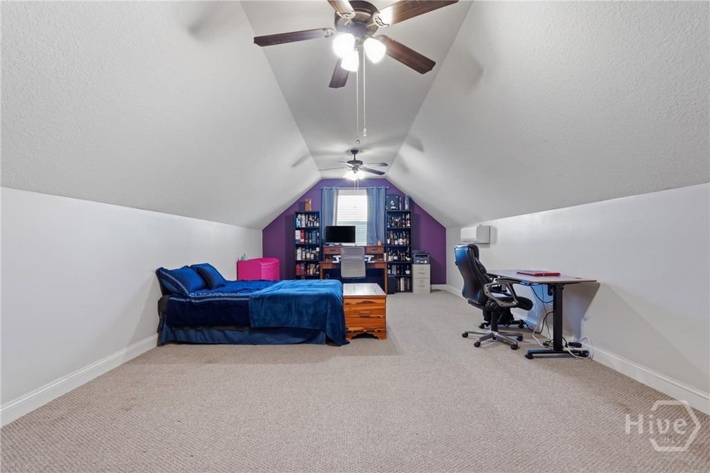 Image 28 of property listing at 6 Osgood Lane, Richmond Hill, GA 31324
