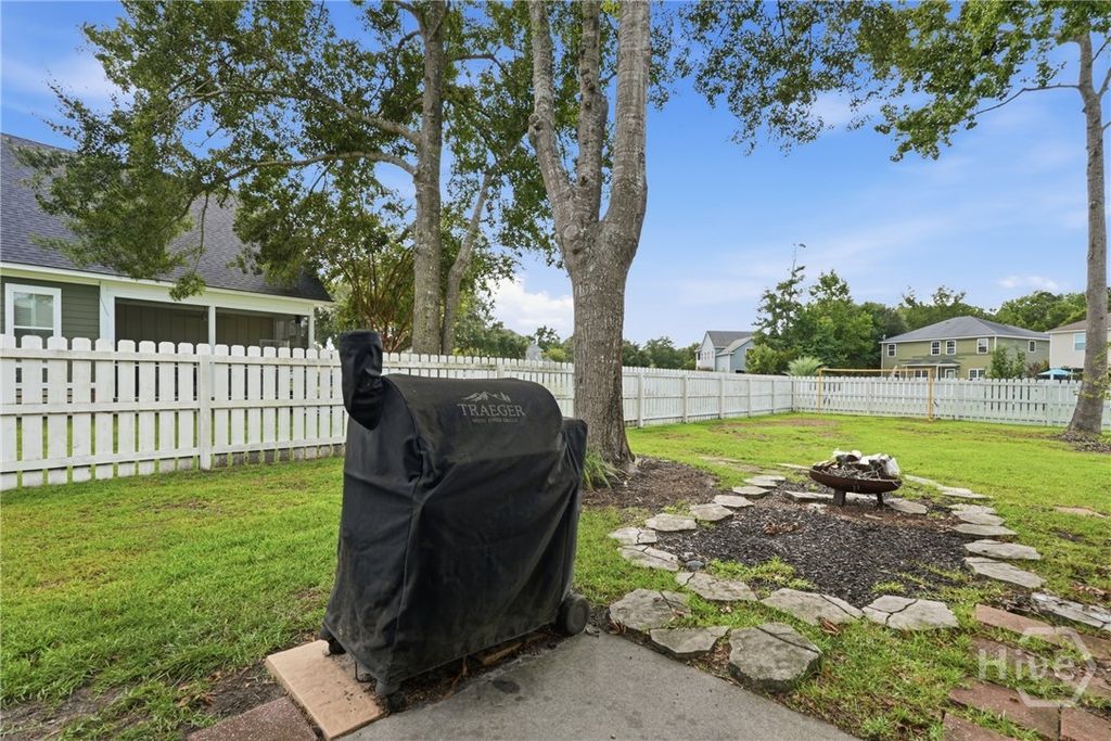Image 30 of property listing at 6 Osgood Lane, Richmond Hill, GA 31324