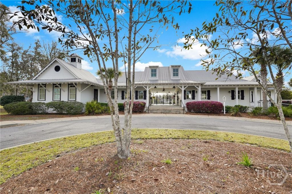 Image 34 of property listing at 6 Osgood Lane, Richmond Hill, GA 31324