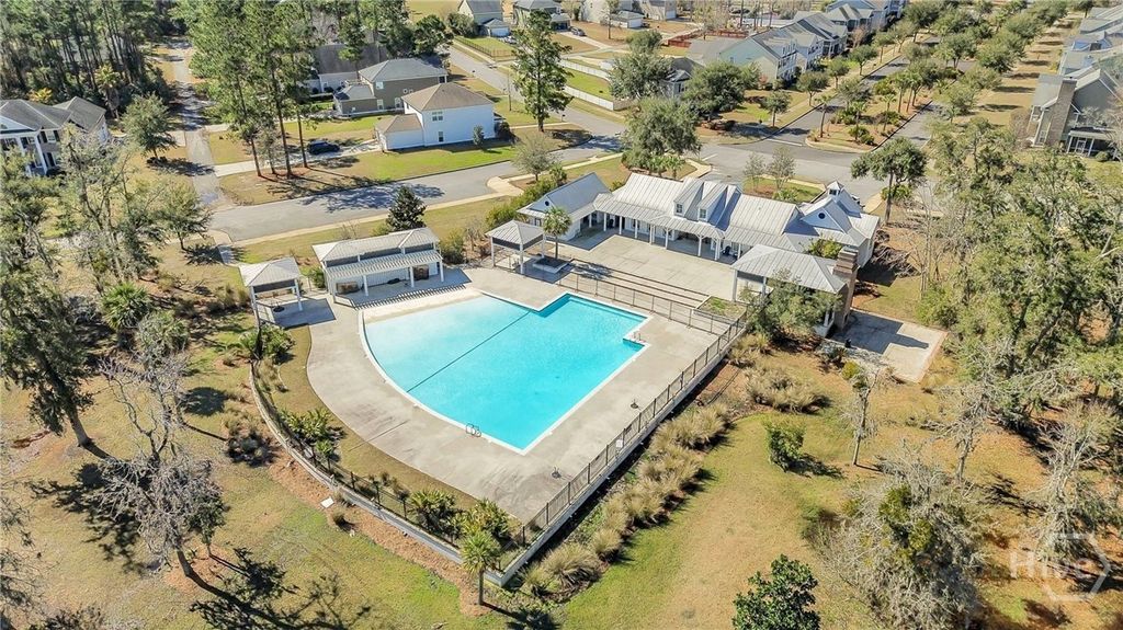 Image 37 of property listing at 6 Osgood Lane, Richmond Hill, GA 31324