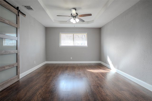 1610 Saint James Drive, Carrollton, TX 75007