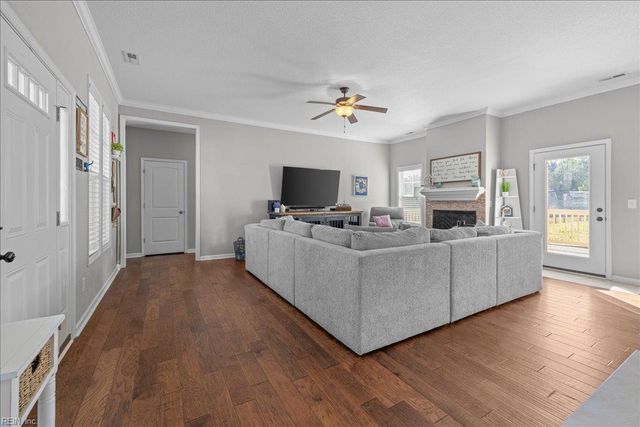 152 Moyock Landing DR, Moyock, NC 27958