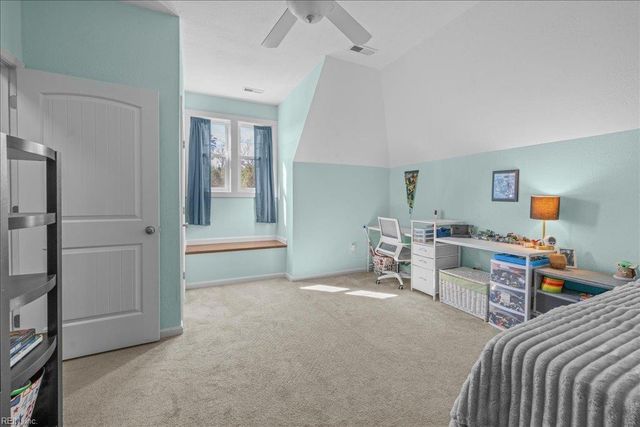 152 Moyock Landing DR, Moyock, NC 27958