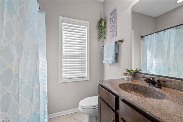 152 Moyock Landing DR, Moyock, NC 27958