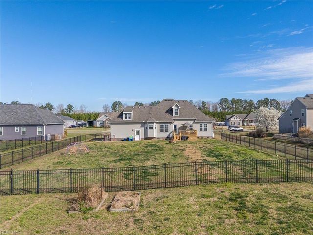 152 Moyock Landing DR, Moyock, NC 27958