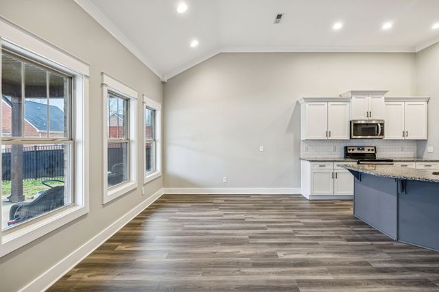 605 Eagleview Dr, Eagleville, TN 37060