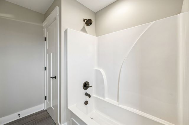 605 Eagleview Dr, Eagleville, TN 37060