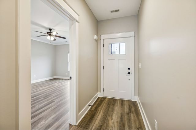 605 Eagleview Dr, Eagleville, TN 37060