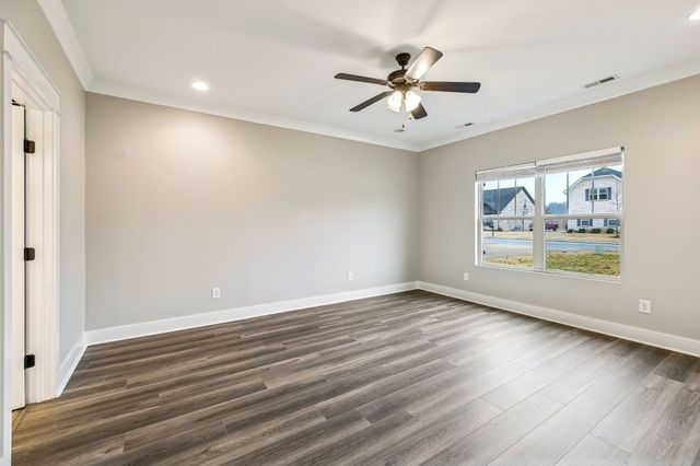 605 Eagleview Dr, Eagleville, TN 37060