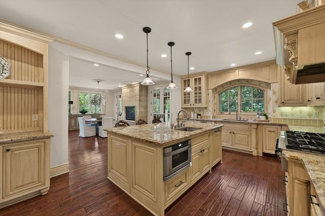 1361 Promontory Point Dr, El Dorado Hills, CA 95762