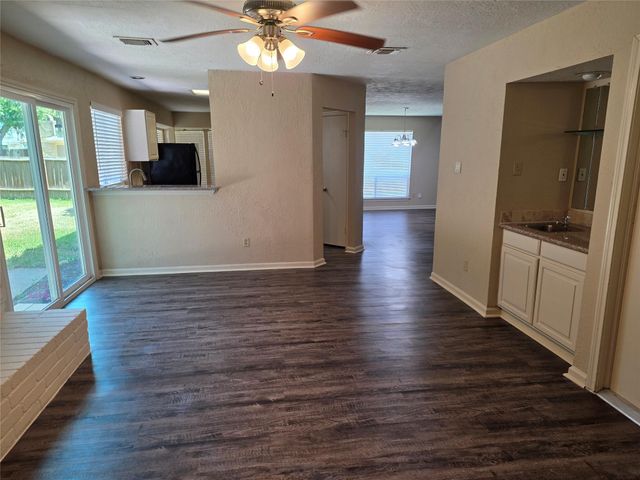 12902 Skymeadow Drive, Houston, TX 77082