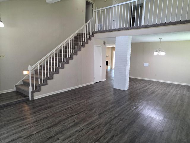 12902 Skymeadow Drive, Houston, TX 77082