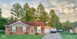 1044 Rebecca Court, Seymour, IN 47274