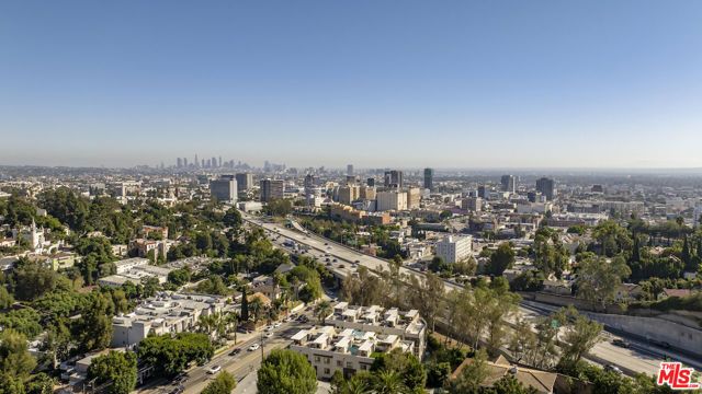 2111 N Cahuenga Boulevard 14, Los Angeles, CA 90068