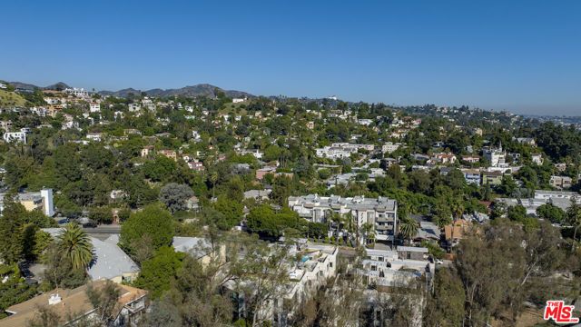 2111 N Cahuenga Boulevard 14, Los Angeles, CA 90068