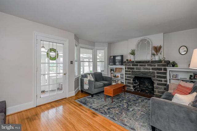 137 STRATHMORE RD, Havertown, PA 19083