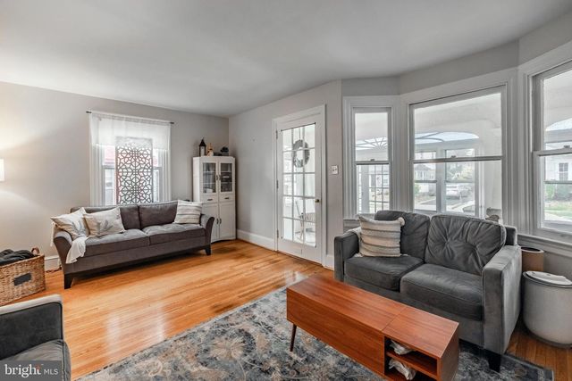 137 STRATHMORE RD, Havertown, PA 19083