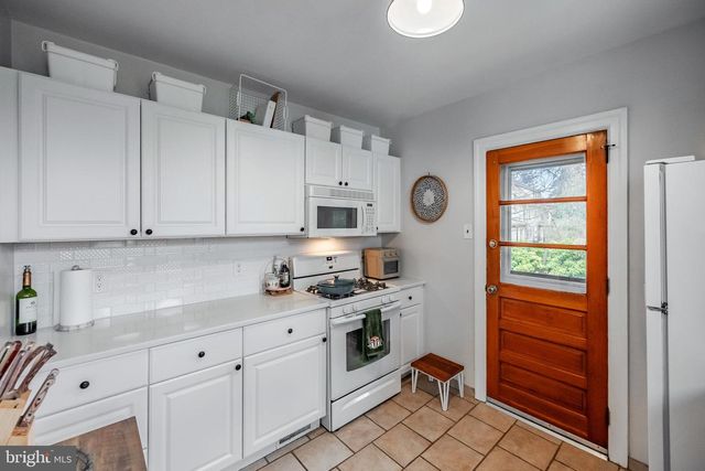 137 STRATHMORE RD, Havertown, PA 19083