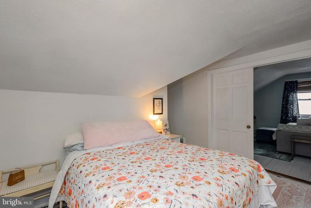 137 STRATHMORE RD, Havertown, PA 19083