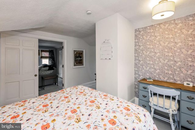 137 STRATHMORE RD, Havertown, PA 19083