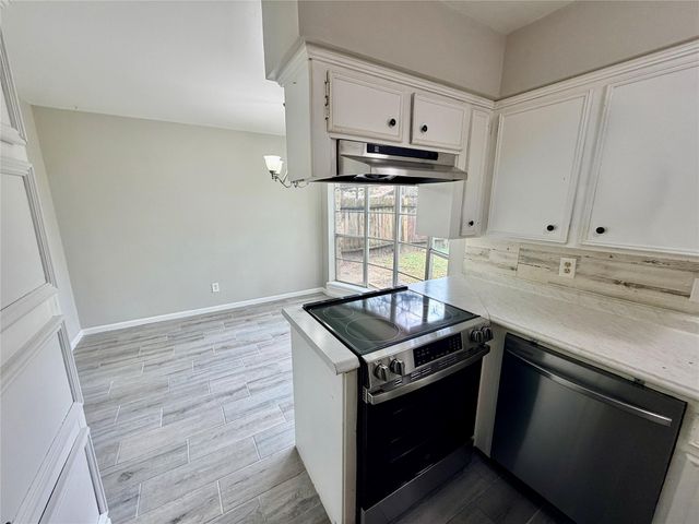 7876 Bender Road, Humble, TX 77396