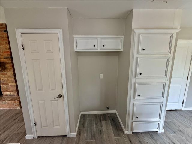 7876 Bender Road, Humble, TX 77396