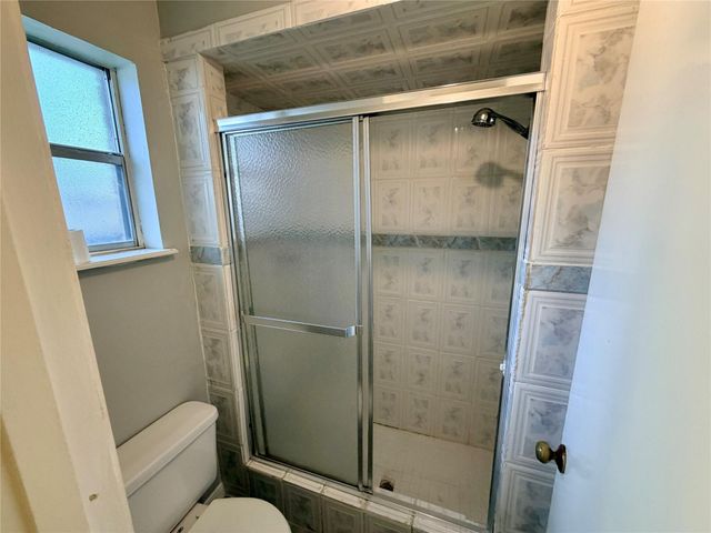 7876 Bender Road, Humble, TX 77396