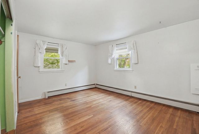 5 Linwood Park, Brockton, MA 02301