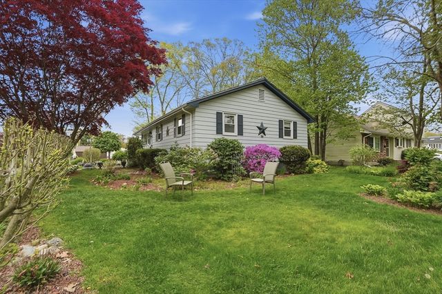 5 Linwood Park, Brockton, MA 02301