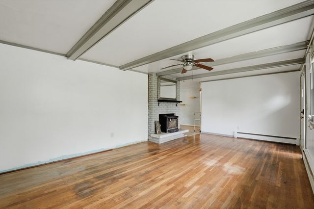 5 Linwood Park, Brockton, MA 02301
