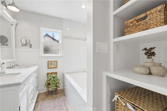 13518 Emelita Street, Van Nuys, CA 91401