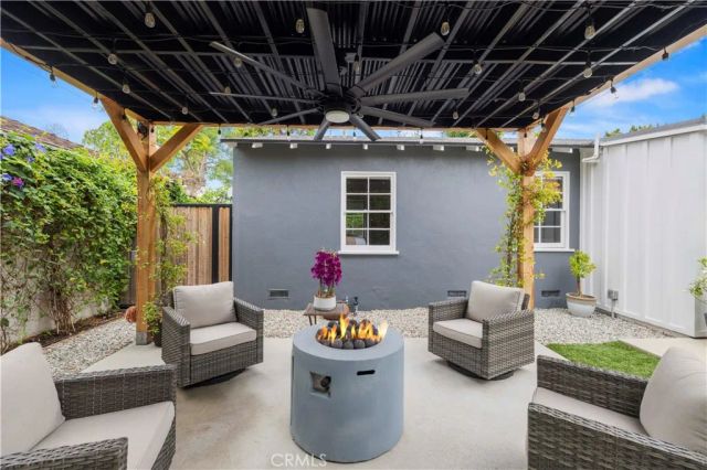 13518 Emelita Street, Van Nuys, CA 91401