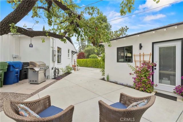 13518 Emelita Street, Van Nuys, CA 91401