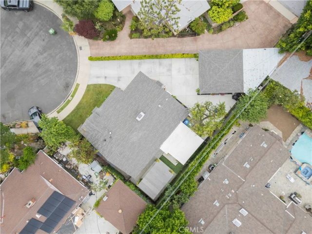 13518 Emelita Street, Van Nuys, CA 91401