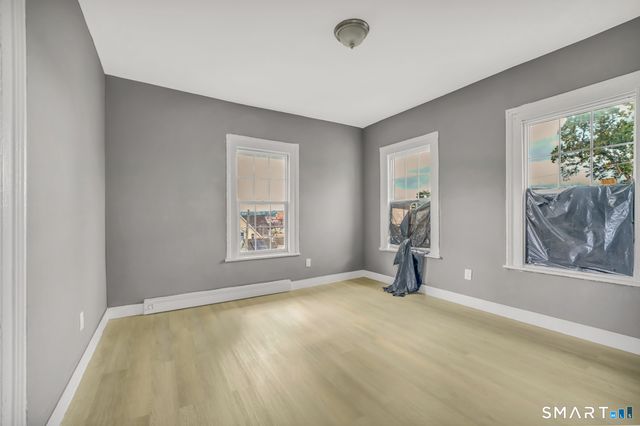 54 High Street 2nd Floor, Waterbury, CT 06704
