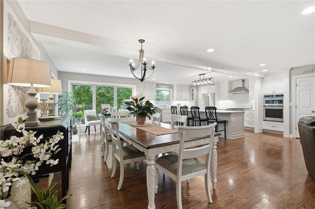 9640 Canterbury Street, Overland Park, KS 66206