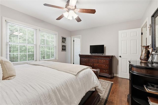 9640 Canterbury Street, Overland Park, KS 66206